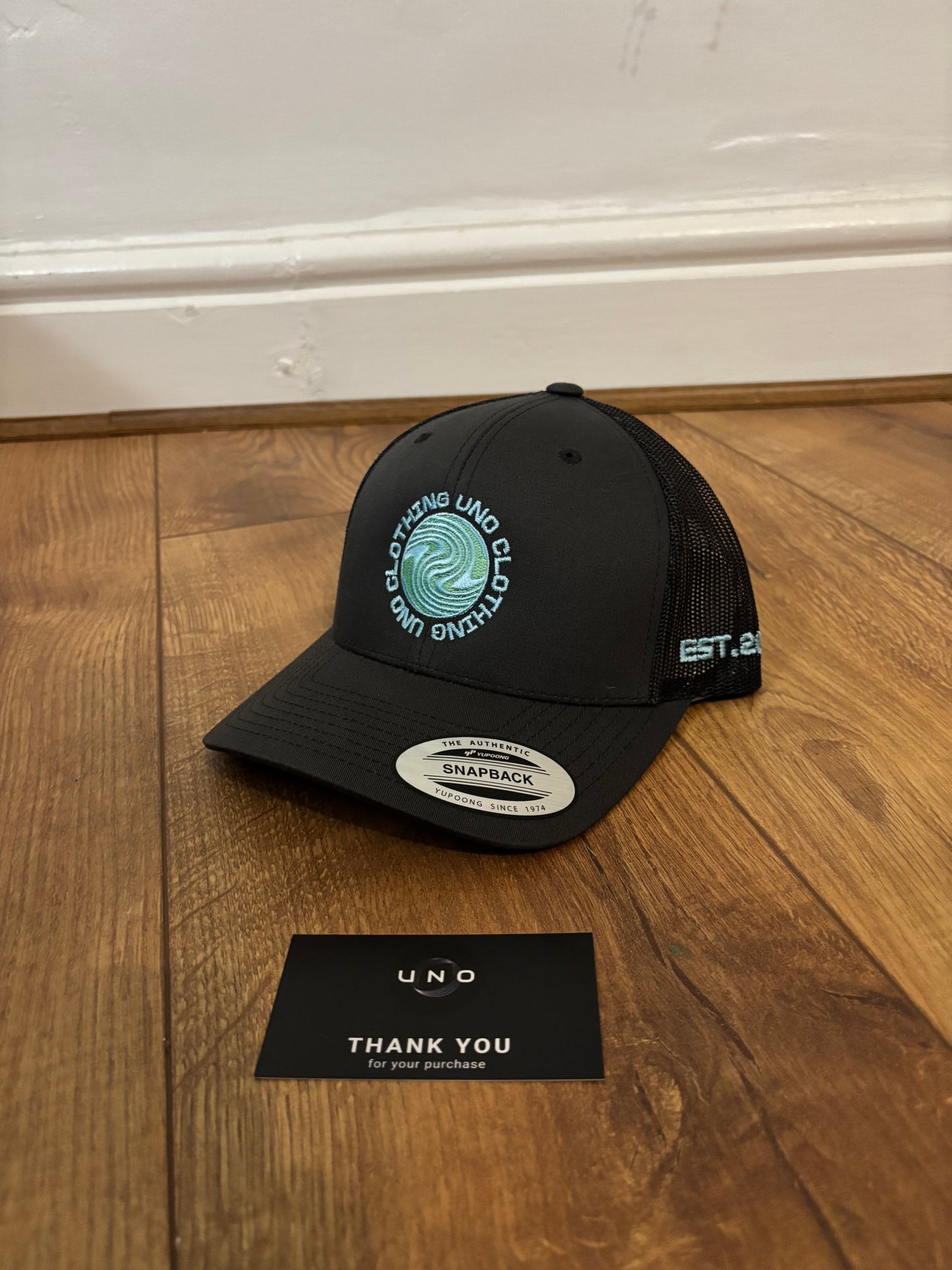 LIGHT BLUE + LIGHT GREEN WORLD CAP (SIDE LOGO)