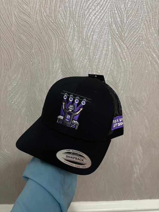 TXZ X UNO LIMITED EDITON CAP